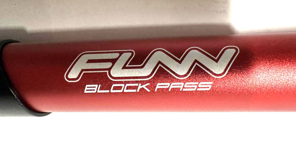 FUNN BlockPass Adjustable SetBack  MTB Road Bike Seatpost 30.9mm X 400mm Red NEW