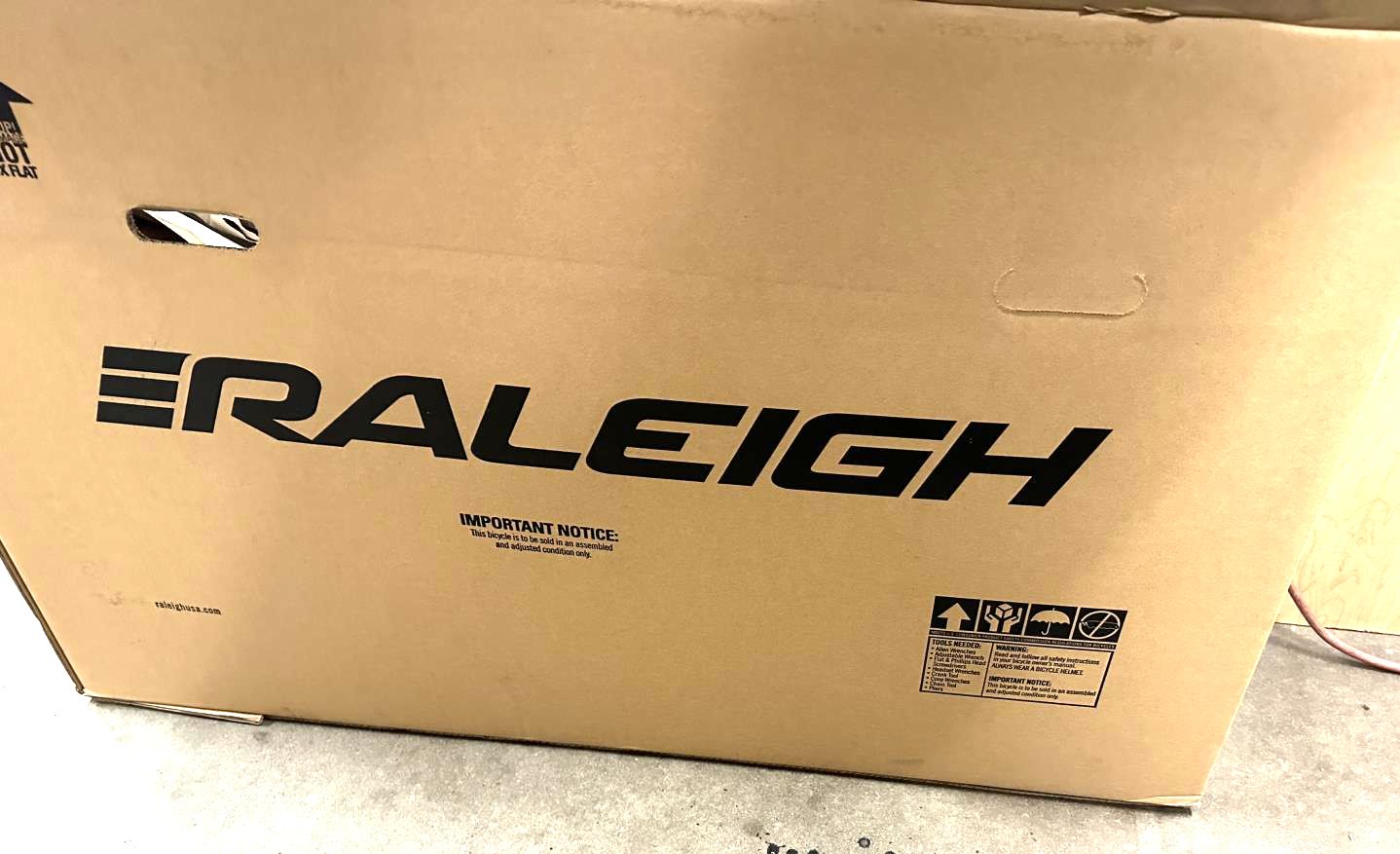 Raleigh Clubman Carbon 52cm Disc 700c Road Bike Frame Fork New NOS