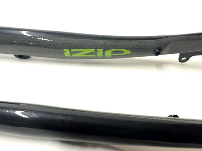 IZIP 1 1/8" 26" Threadless Steel Bike Fork 100mm QR Disc Axle - Crown 400mm  NEW