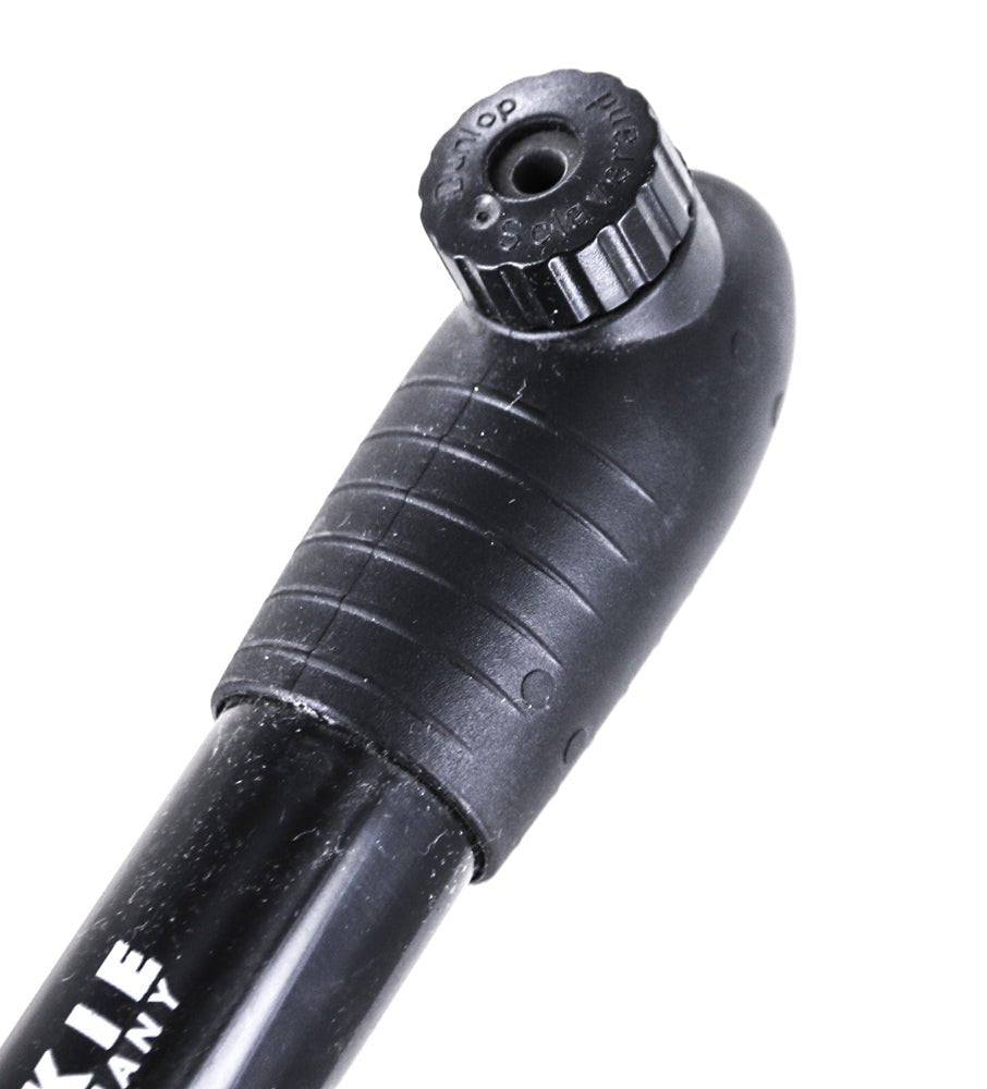 Skinny valve deals bike pump