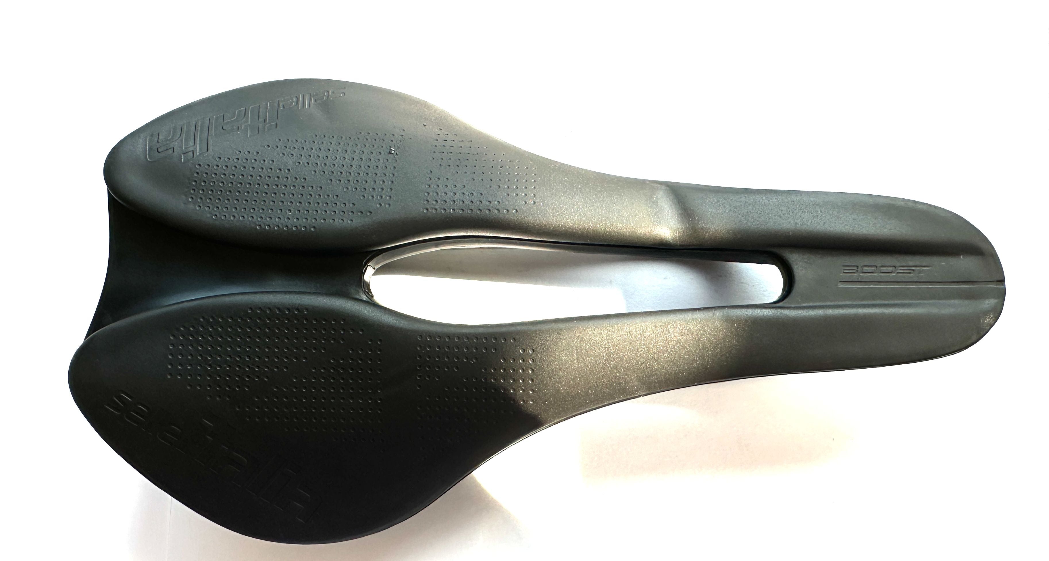 145mm bike hot sale saddle